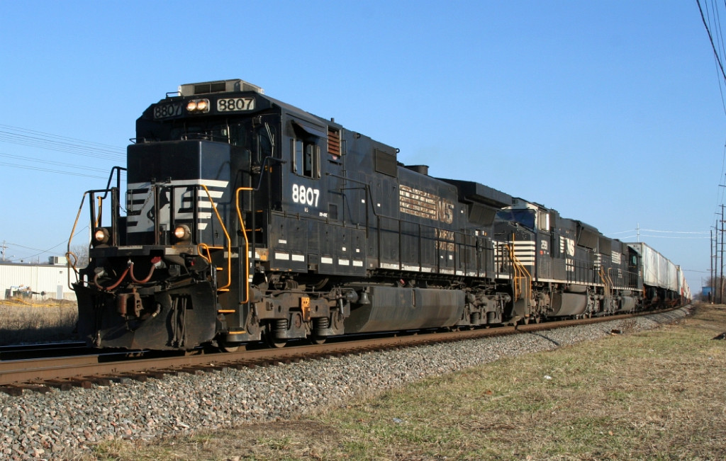 NS 8807